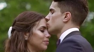 Bartra y Melissa Jiménez celebran su primer aniversario de boda
