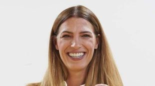 Laura Sánchez luce anillo de casada en el front row