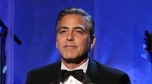 George Clooney sufre un accidente de moto en Italia