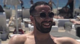 Dani Carvajal en Ibiza ajeno a su romance con Lucía Villalón