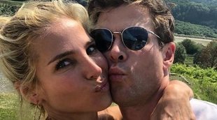 Elsa y Chris disfrutan de sus vacaciones familiares en España