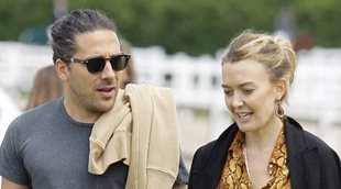 Marta Ortega, entre su prometido y su exmarido en Casas Novas