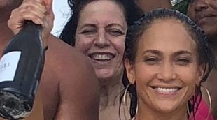 Jennifer Lopez presume de tipazo para celebrar su 49 cumpleaños