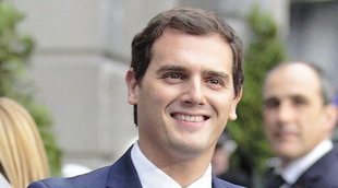 Albert Rivera se relaja de vacaciones en la costa de Cádiz