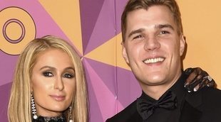Paris Hilton pospone su boda con Chris Zylka