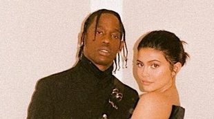 Kylie Jenner y Travis Scott, enamorados de su hija Stormi