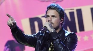 Dani Martin dice adiós al verano con un provocativo posado