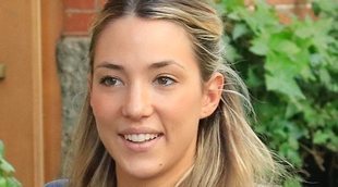 Alice Campello, de paseo con sus gemelos por Madrid