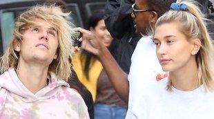 Bieber se pone a cantar frente al Palacio de Buckingham