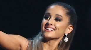 Ariana Grande, todo amor con el perro de Mac Miller