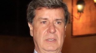 Cayetano recuerda a la Duquesa con sus hijos, su novia y dardos a sus hermanos