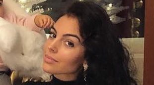 Georgina prepara su casa para su primera Navidad en Turín