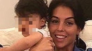 Georgina, como una niña disfrutando con sus hijos