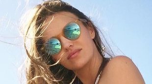 Helen presume en bikini de su segundo embarazo