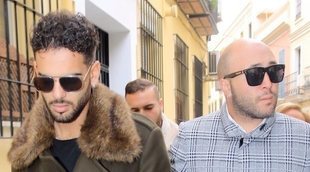 Kiko Rivera, el mejor consuelo de Manuel Cortés en el entierro de Chiquetete