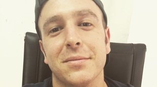 Álex Lequio, fumando y bebiendo tras terminar la quimio