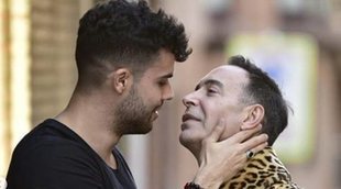 Maestro Joao y Pol felicitan San Valentín con un posado muy caliente