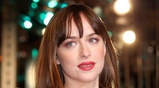 Dakota habla sin prejuicios de sus problemas hormonales