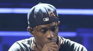 Travis implora el perdón de Kylie tras los rumores de infidelidad