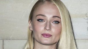 Sophie Turner cuenta como se inició su relación con Joe Jonas