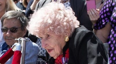 Muere a los 99 años Daphne Dunne, la mayor fan del Príncipe Harry de Australia
