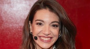 Ana Guerra presenta 'Con una sonrisa' muy emocionada