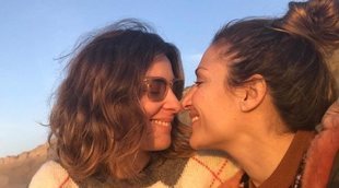 El primer beso de Sandra y Nagore Robles en redes