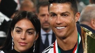 Cristiano celebra la victoria de la Juventus con Georgina y su madre