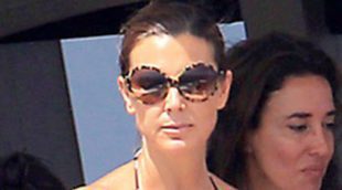 Mar Flores continúa disfrutando de sus vacaciones en Ibiza con su marido Javier Merino