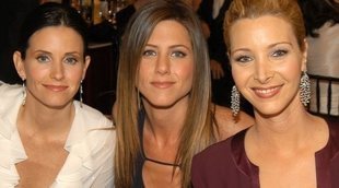 Cox celebra su 55 cumpleaños con Aniston y Kudrow