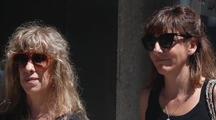 Multitud de rostros conocidos dan el último adiós a Eduardo Gómez