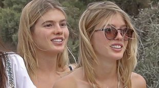 Las mellizas de Julio Iglesias disfrutan de Ibiza con sus amigos