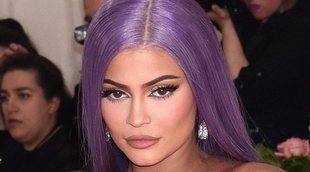 Kylie Jenner y Khloé Kardashian se maquillan borrachas