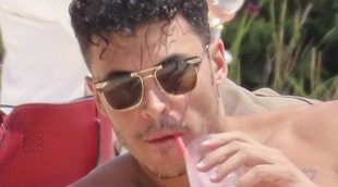 Kiko Jiménez le propinó un codazo en la cara al policía