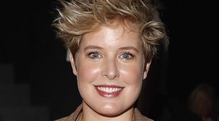 Tania Llasera cumple su promesa y posa orgullosa en bikini tras las vacaciones