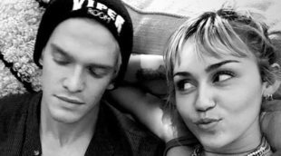 Miley Cyrus y Cody Simpson pasan su primera Navidad juntos
