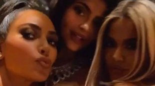 Así fue la lujosa fiesta de Navidad de las Kardashian-Jenner