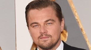 DiCaprio rescata a un hombre que cayó por la borda
