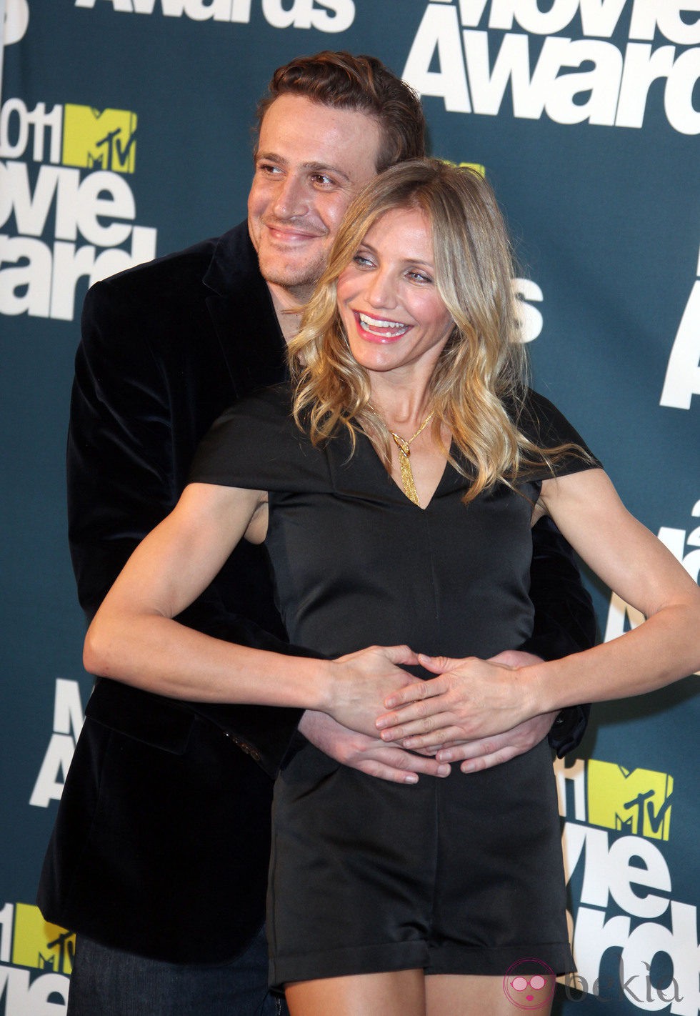 Cameron Diaz y Jason Segel en la alfombra roja de los MTV Movie Awards 2011