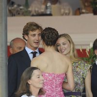 Beatriz Borromeo, Carlota y Pierre Casiraghi en el Concurso Hípico de Monte-Carlo