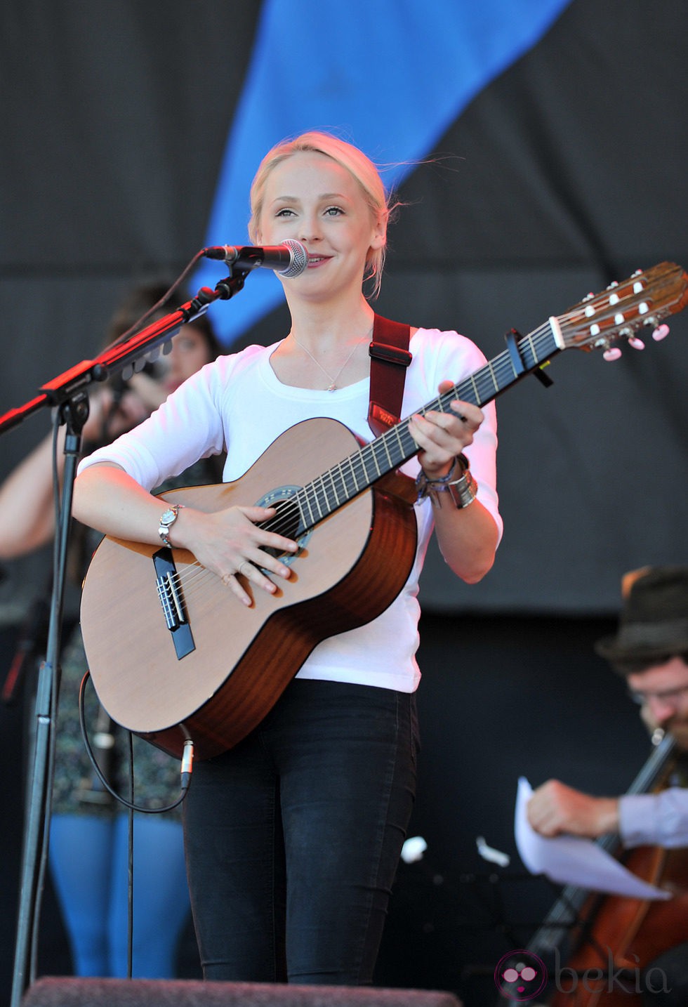 Laura Marling en el Festival de Glastonbury