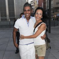 Pitingo junto a su mujer, Verónica,  en el concierto de Ricky Martin en Madrid