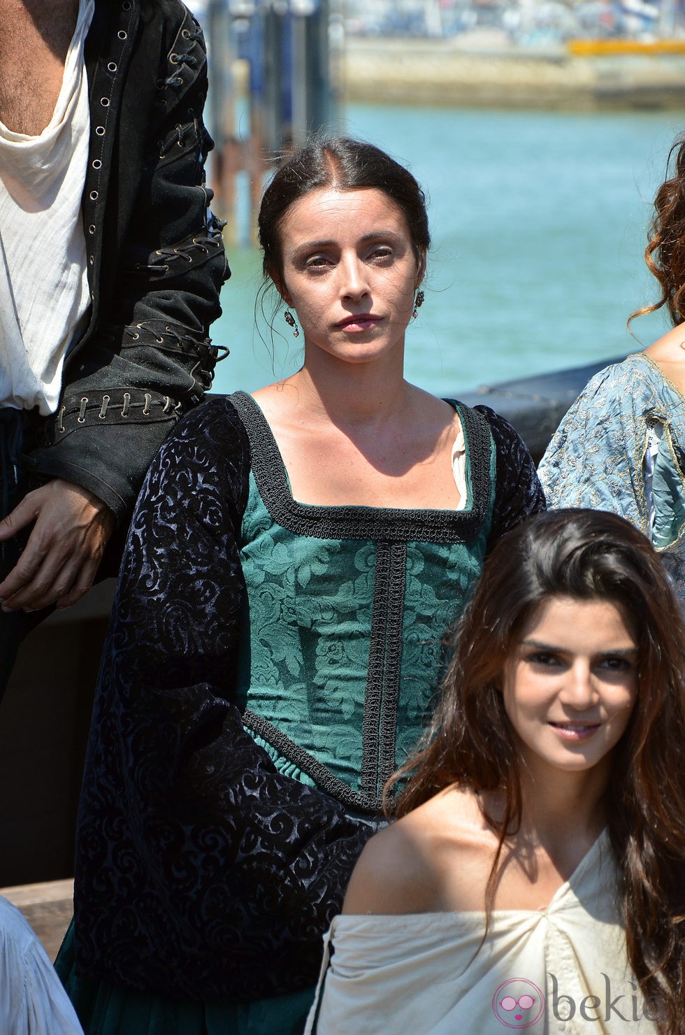 Ingrid Rubio y Clara Lago en 'El corazón del océano'