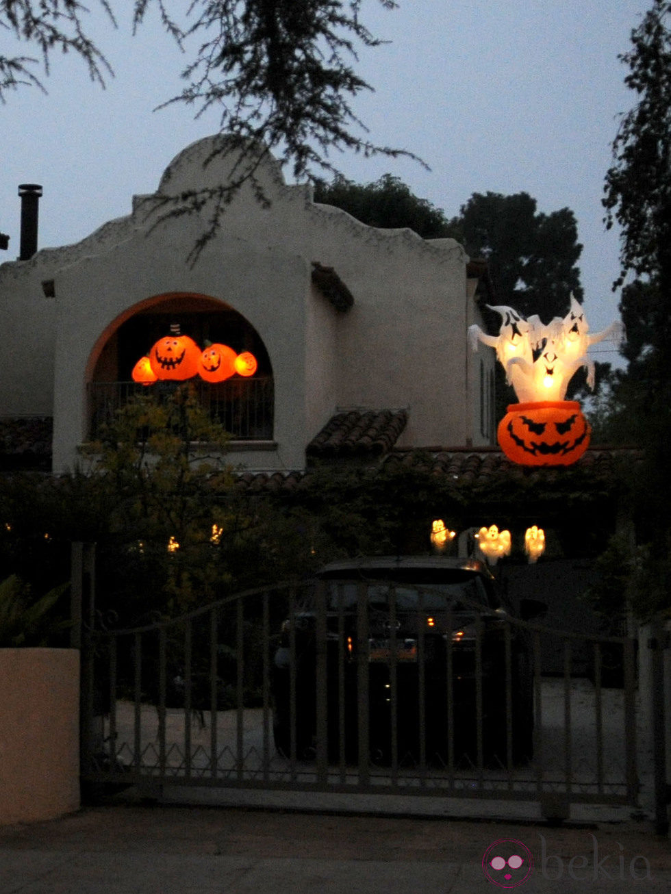 Decoración de Halloween en la casa de Alyson Hannigan