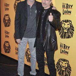 Jordi Rebellón y Sergio Pazos en el estreno del musical 'El Rey León' en Madrid