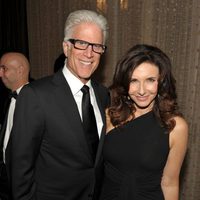 Ted Danson y Mary Steenburgen en los Hollywood Awards 2011