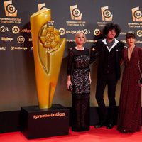 María Esteve, Leiva y Verónica Sánchez en los Premios La Liga 2016 en Valencia