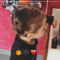 Gala, hija de Melissa Jiménez y Marc Bartra, disfrazada por Halloween 2016