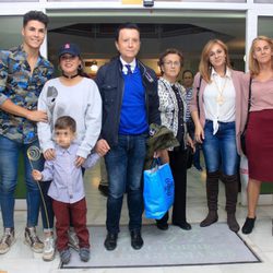 José Ortega Cano con Ana María Aldón y sus hijos José María y Gloria Camila y también de Kiko Jiménez