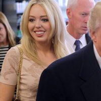 Tiffany y Donald Trump juntos en un evento